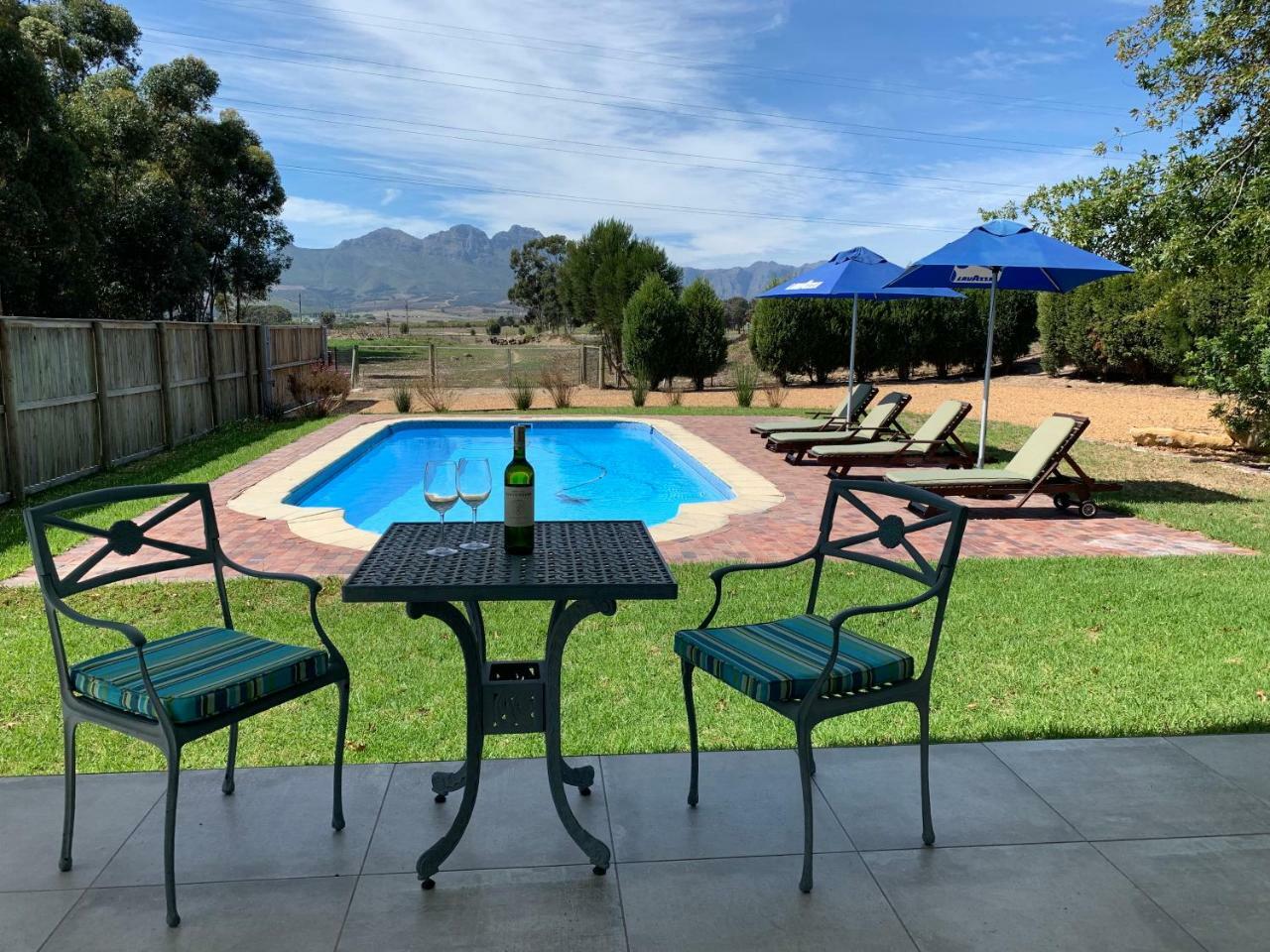 Vine Guesthouse Stellenbosch Bagian luar foto